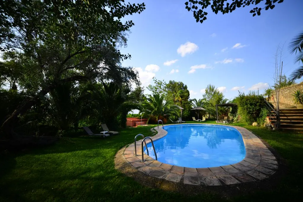 Pool, Mont-Sant, Valencia