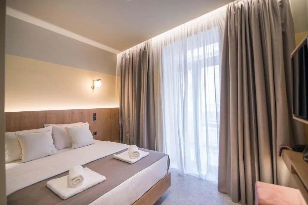 Room, Metis Uls, Athens