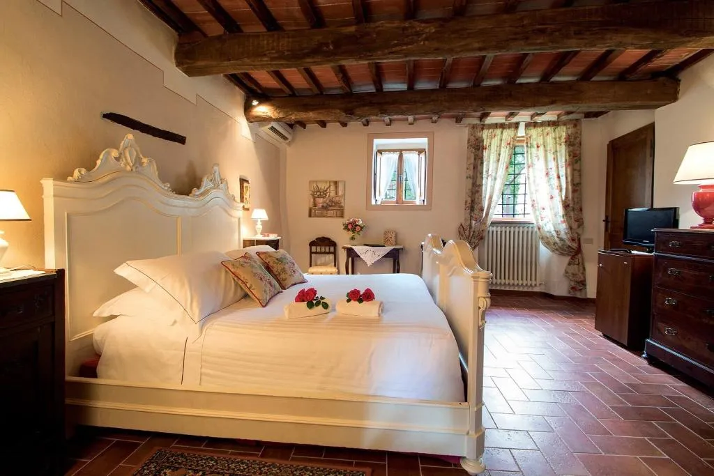 Room, Belvedere Di San Leonino, Florence