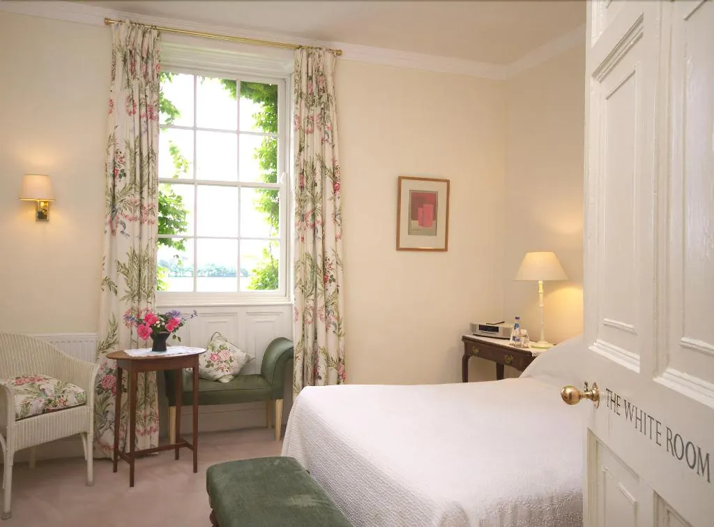 Room, Ballymaloe House, Cork