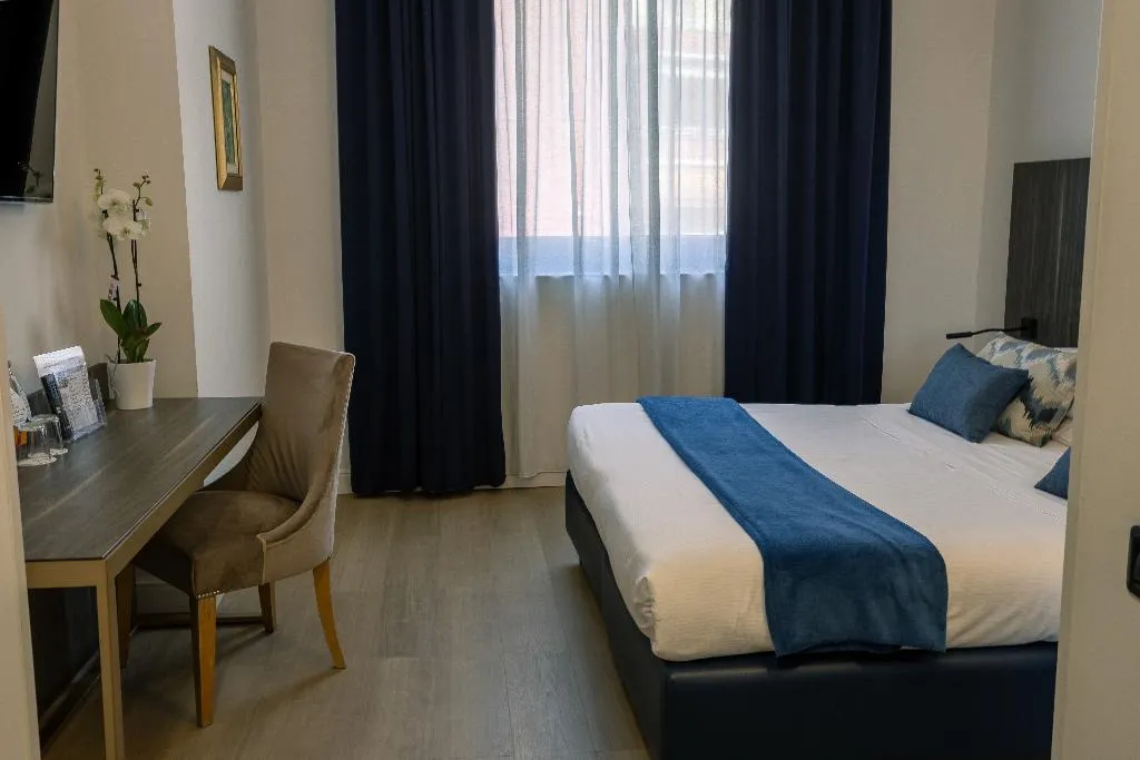 DOUBLE STANDARD Room, Grand Hotel Tiberio, Rome