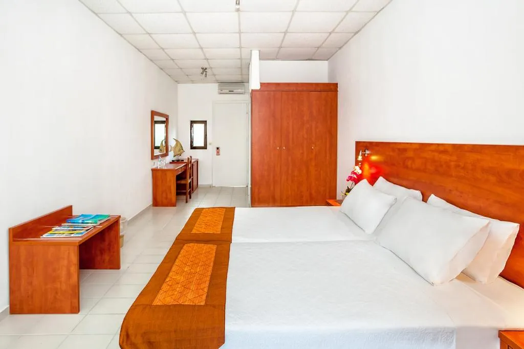 Double or Twin GARDEN VIEW Room, Xenios Dolphin Beach Hotel, Halkidiki