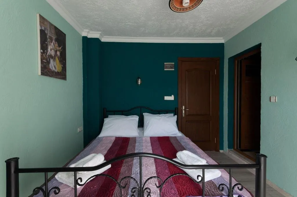 Room, Rebetika Boutique, Izmir