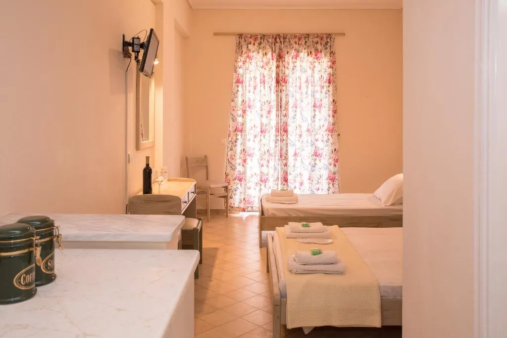 TRIPLE STANDARD Room, Villa Kapnisi, Zante