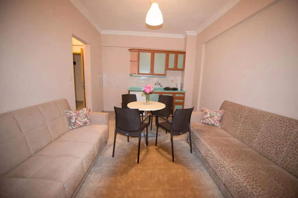 APARTMENT CAPACITY 2 Room, Albatros Apartments, Dalaman