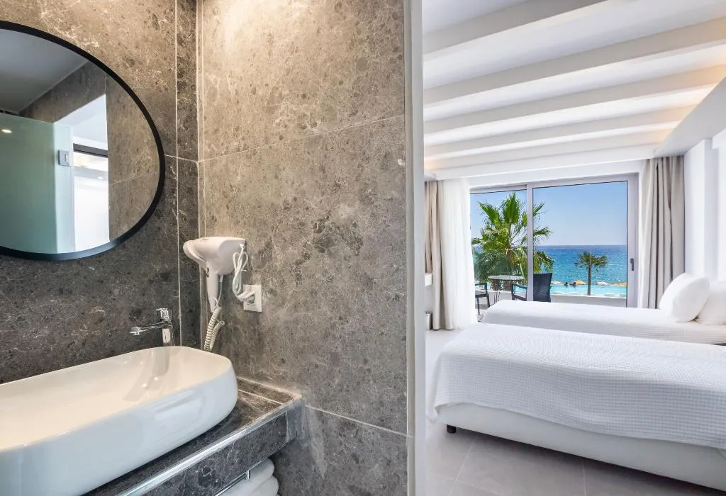SUITE WITH PRIVATE POOL Room, Konstantinos Palace, Rhodes