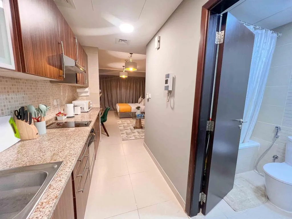 STUDIO ONE BED Room, Goldcrest Executive, Dubai