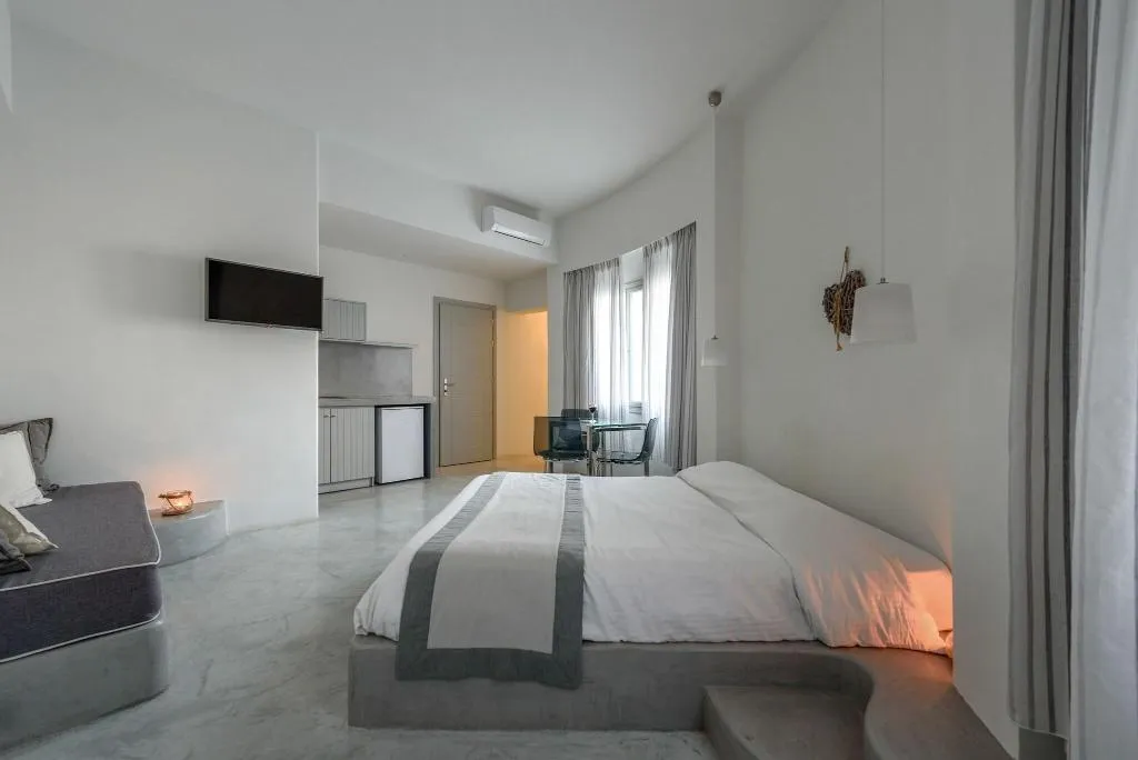 Room, Anemomilos, Santorini