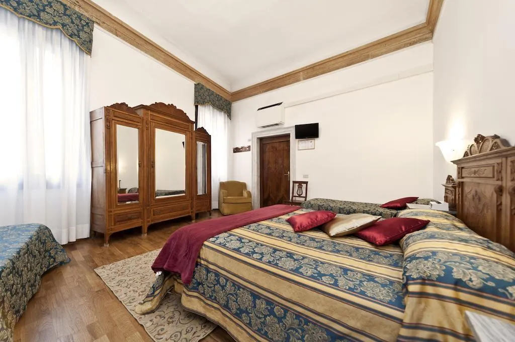 QUADRUPLE STANDARD Room, Alla Fava, Venice