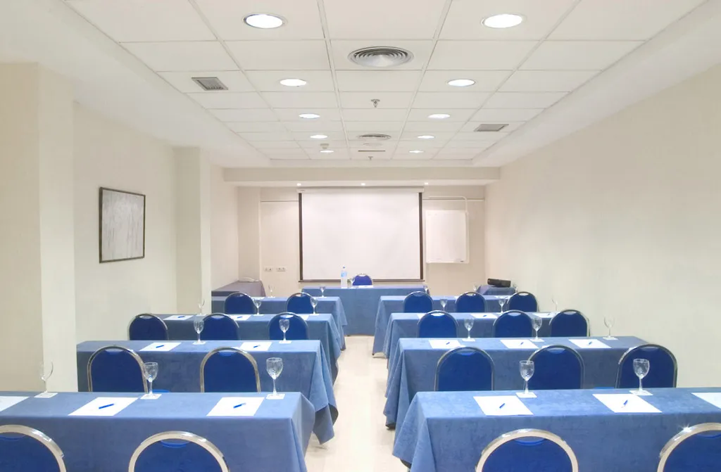 Conferences, Infanta Mercedes, Madrid