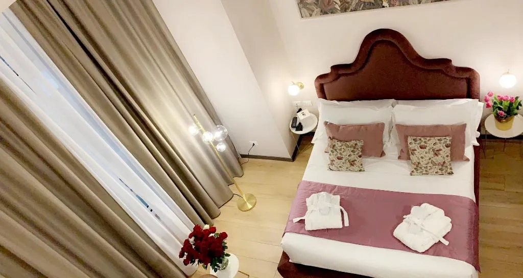 JUNIOR SUITE WITH VIEWS Room, Intomilan Aparthotel Galleria Duomo, Milan
