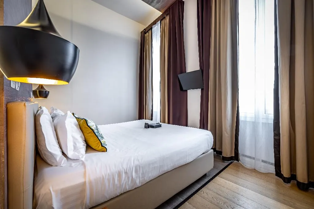 SUITE RIVER VIEW Room, Palazzo Alfieri, Florence