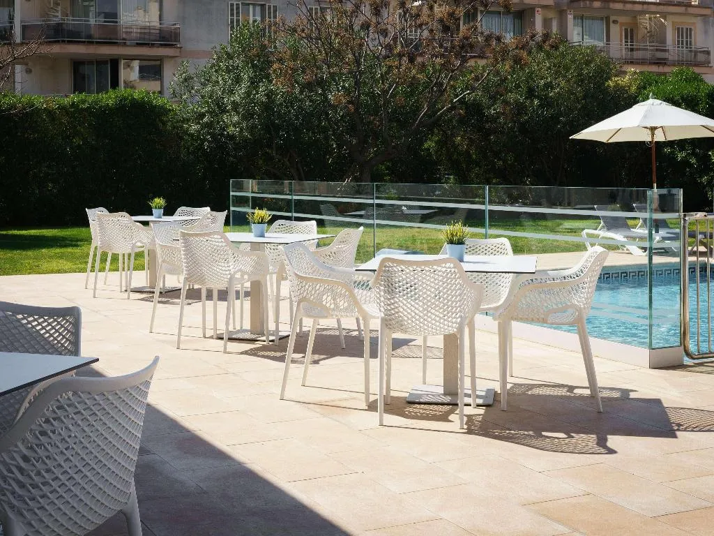 Terrace, Alua Leo, Majorca