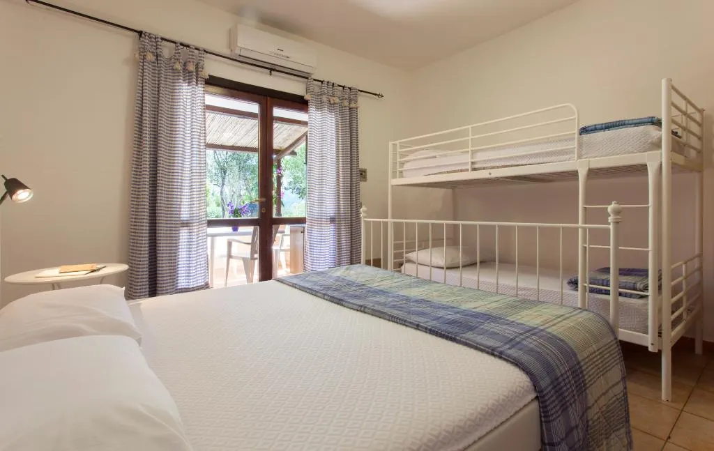 BUNGALOW CAPACITY 4 Room, Camping Village Capo D'Orso, Olbia