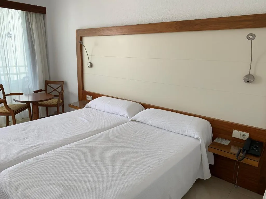 SINGLE STANDARD Room, Biniamar, Majorca