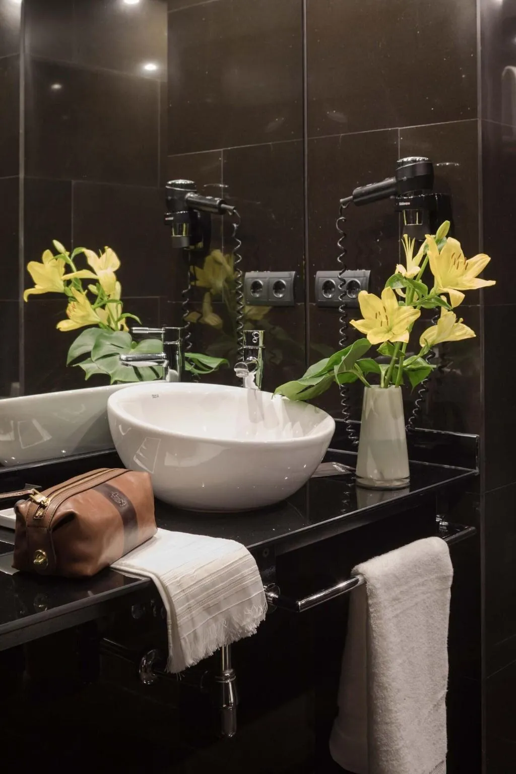 JUNIOR SUITE QUEEN SIZE BED Room, Rey Alfonso X, Seville