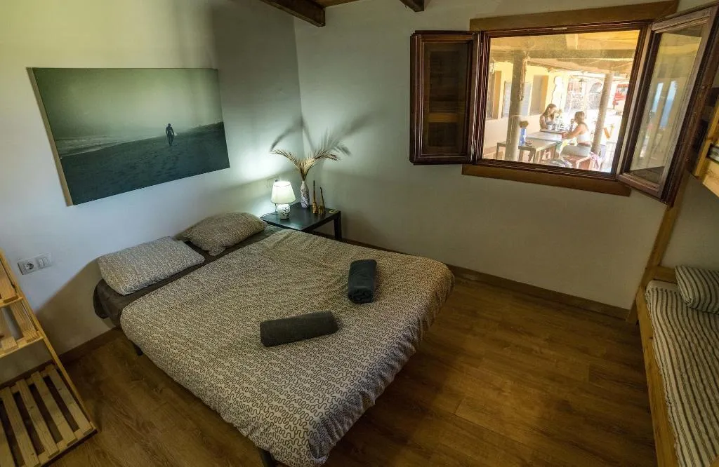 Room, Twin Fin Surf Camp - Hostel, Tenerife