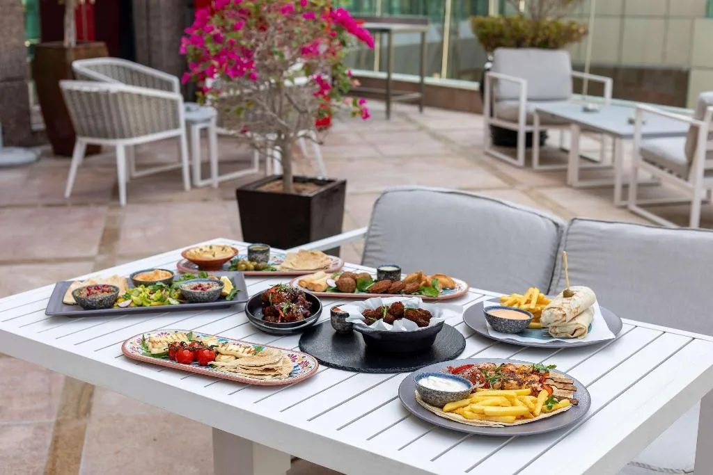 Restaurant, Radisson Blu Hotel, Dubai Media City, Dubai