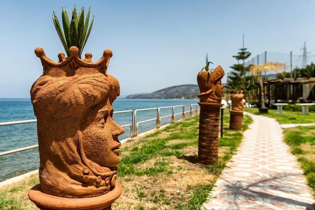 Sports and Entertainment, Hotel La Playa Blanca, Palermo