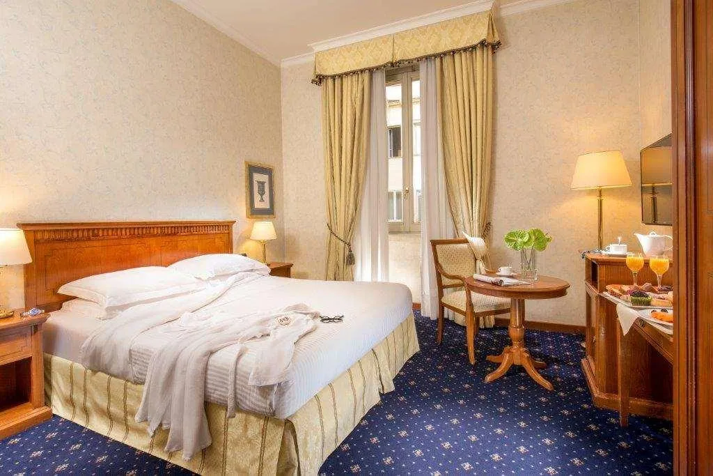 Room, UNA HOTELS Empire Roma, Rome