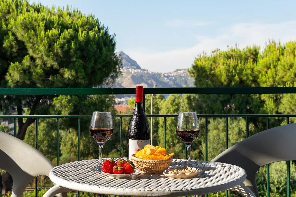 QUADRUPLE WITH BALCONY Room, Villa Collina, Taormina