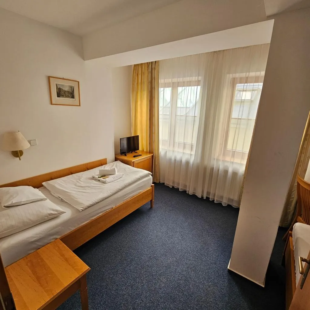 Double or Twin STANDARD Room, Claris, Prague
