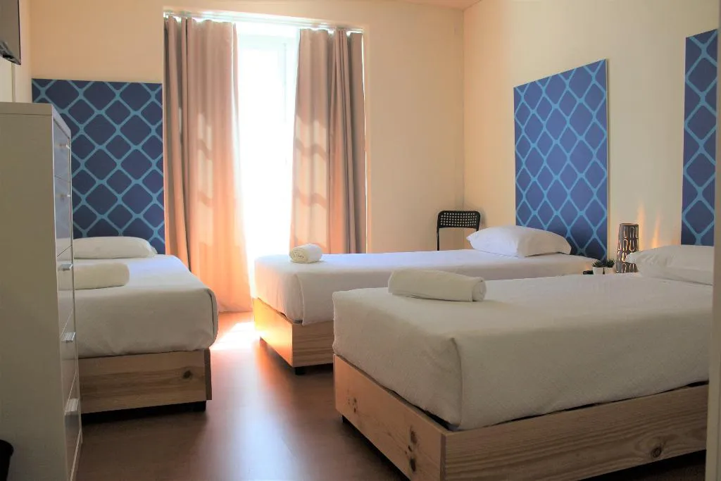 TRIPLE ECONOMY Room, Tagus Royal Residence, Lisbon