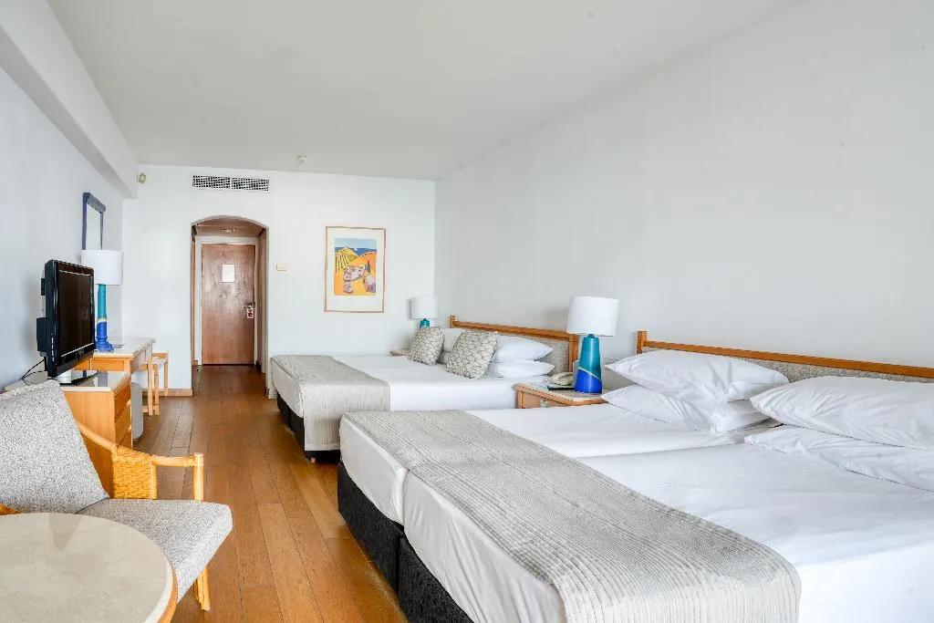 STUDIO CAPACITY 4 Room, Coral Beach Hotel and Resort, Cyprus