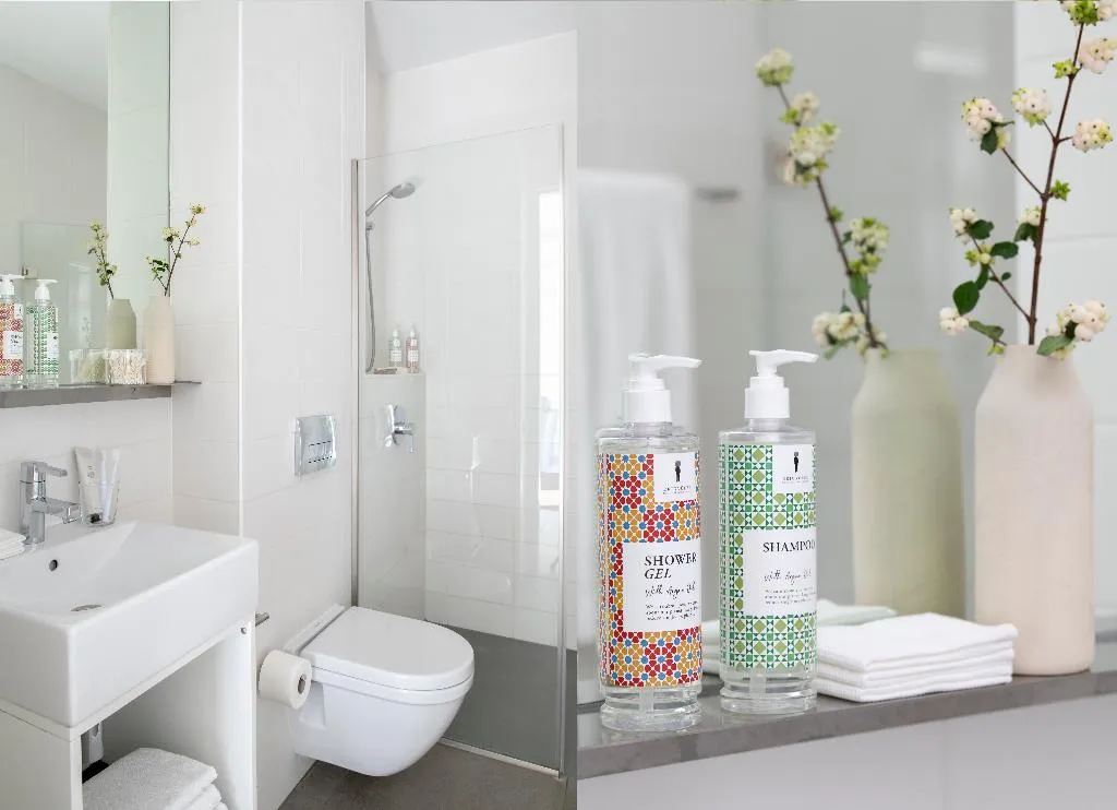 APARTMENT CAPACITY 5 TWO BEDROOMS Room, Eric Vokel Amsterdam Suites, Amsterdam