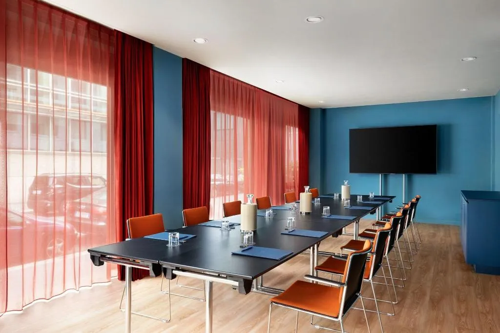 Conferences, Duo Milan Porta Nuova, A Tribute Portfolio Hote, Milan