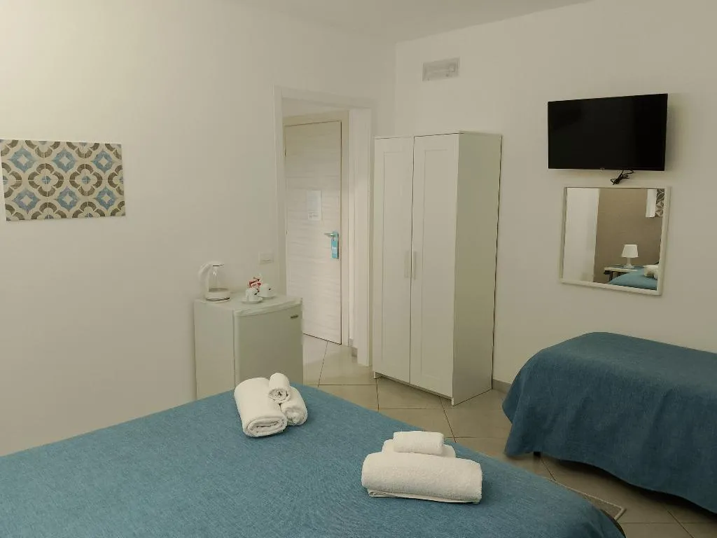 TRIPLE ONE BEDROOM ONE BATHROOM Room, Signorino Eco Resort & spa, Palermo