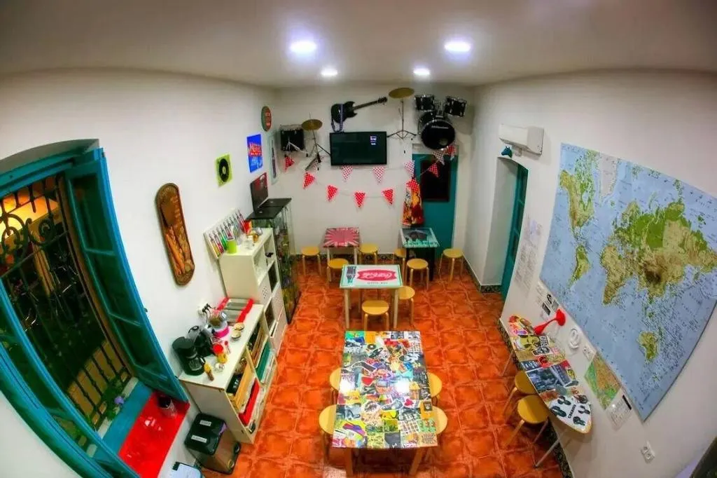 Room, Sevilla Kitsch Hostel Art, Seville