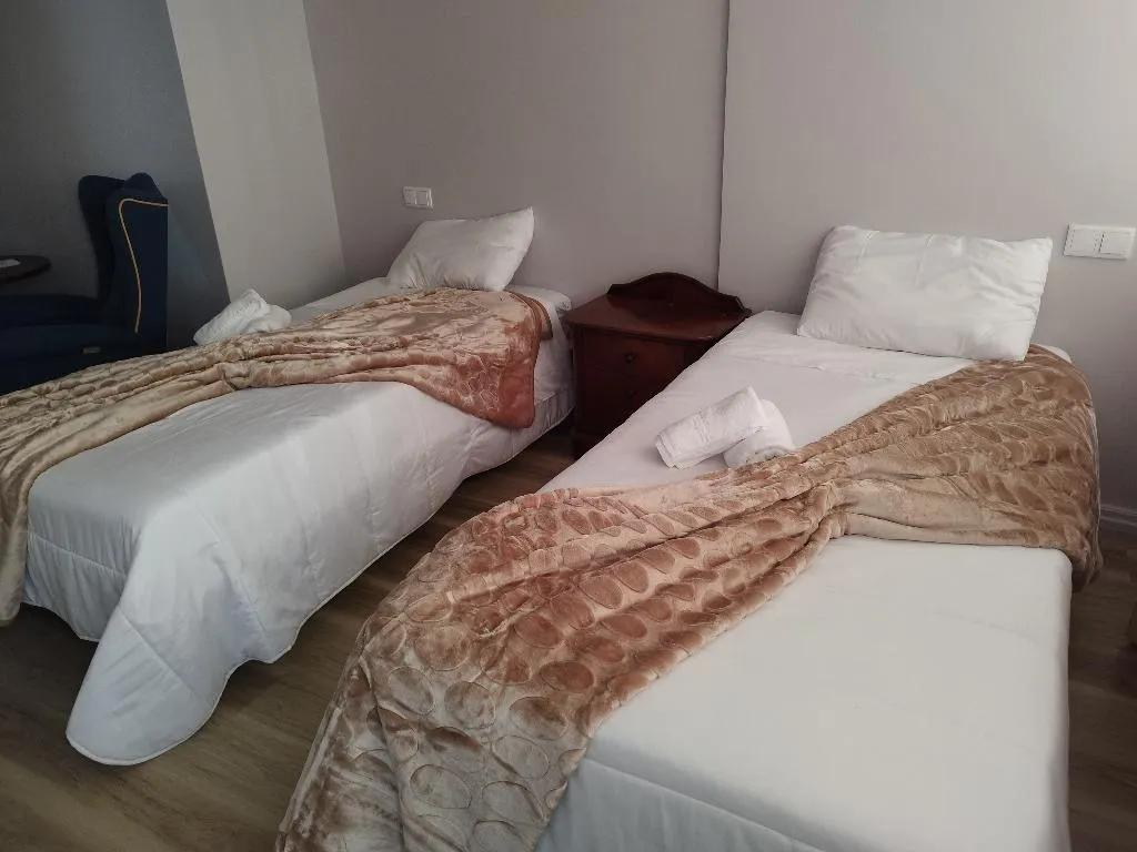 TWIN STANDARD Room, Alojamento Central Ii, Madeira