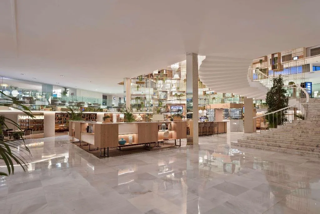 Restaurant, Melia Palma Marina, Majorca