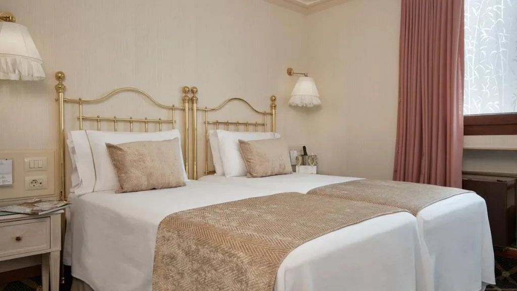 TWIN STANDARD Room, Continental Palacete Hotel, Barcelona