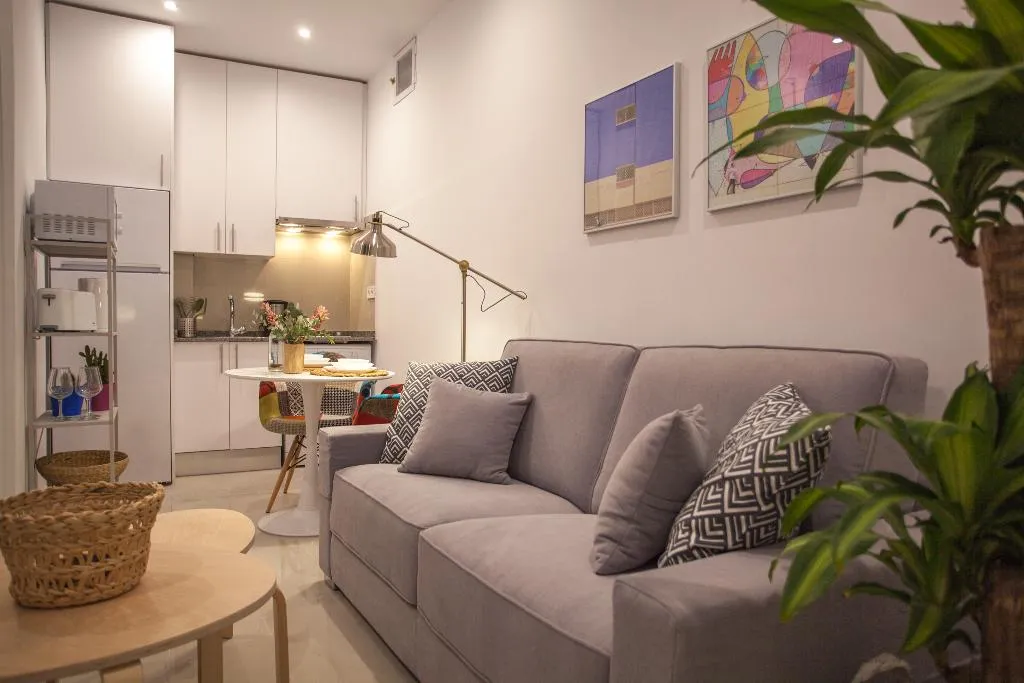 APARTMENT CLASSIC ONE BEDROOM Room, Gran Central Suites, Madrid