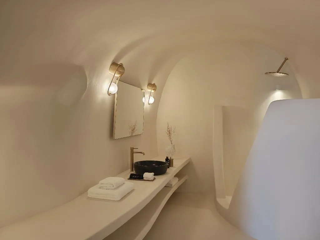 SUITE WITH PRIVATE POOL Room, Andronis Boutique, Santorini
