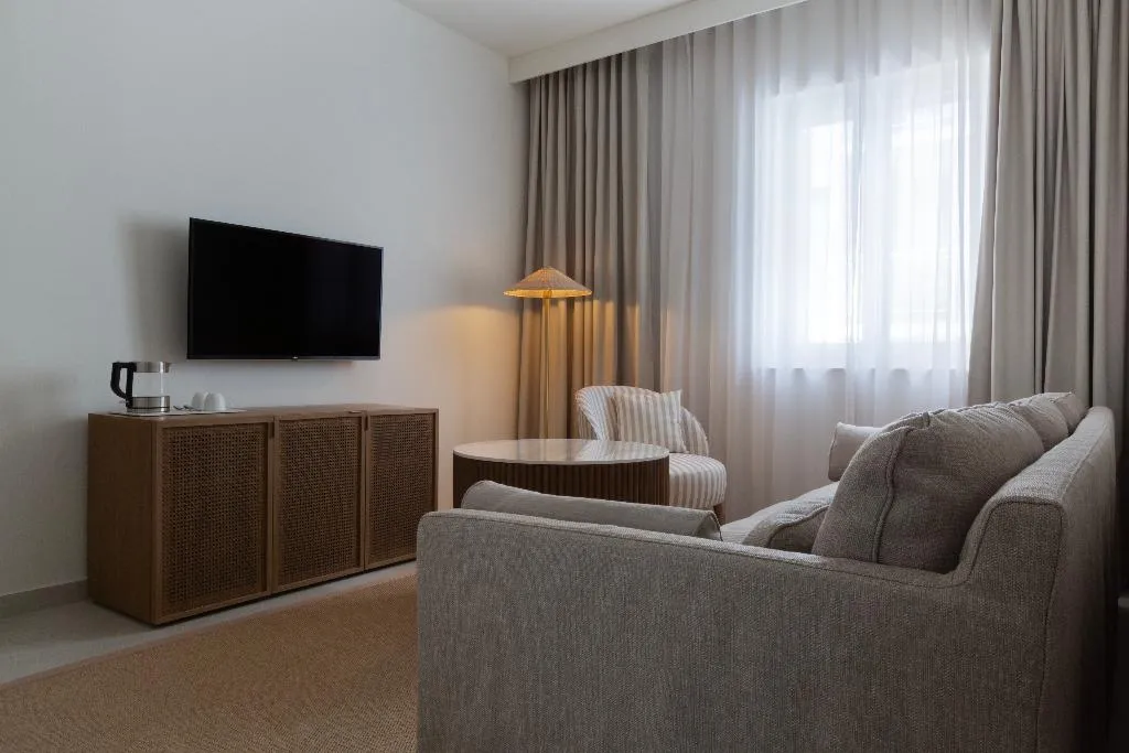 JUNIOR SUITE WITH BALCONY Room, Heritage Hotel Kastelet, Split