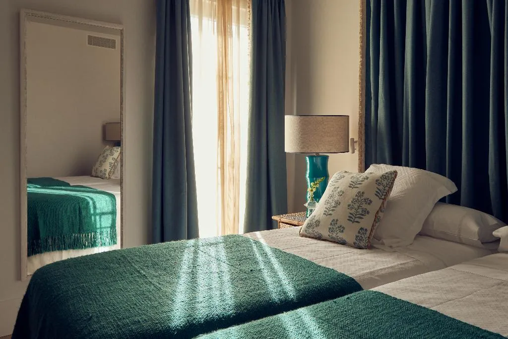 DOUBLE STANDARD Room, Cristine Bedfor, Menorca