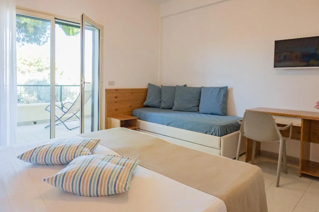 FAMILY ROOM COMFORT Room, CDS Hotels Terrasini, Palermo