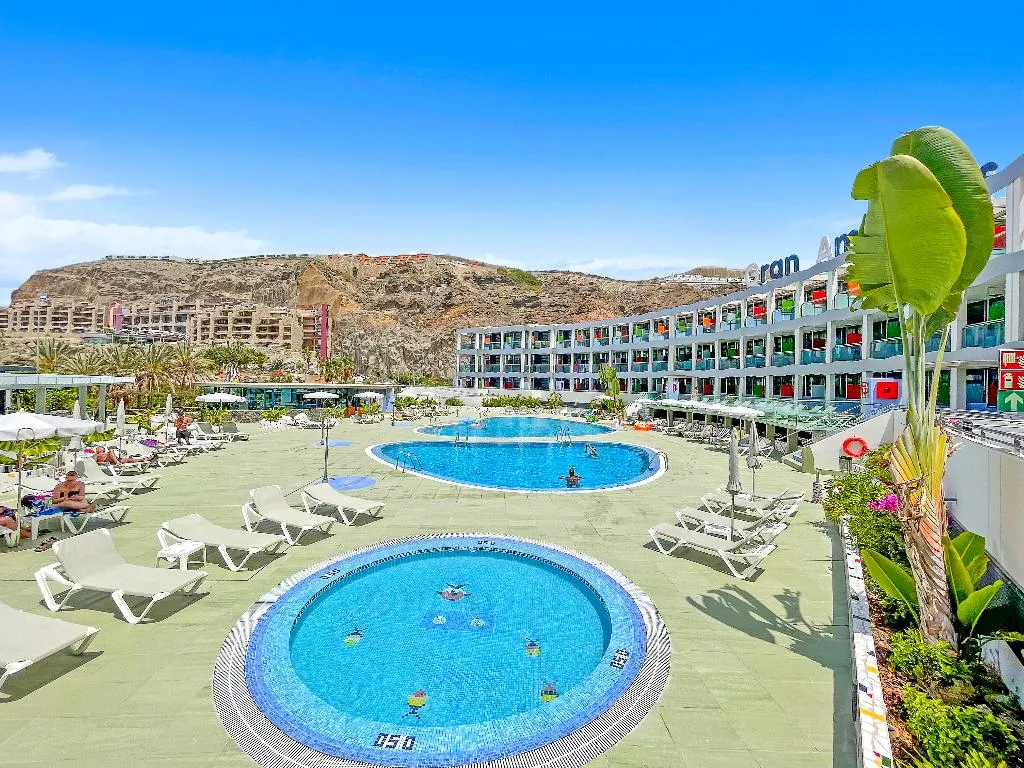 General view, Gran Amadores, Gran Canaria
