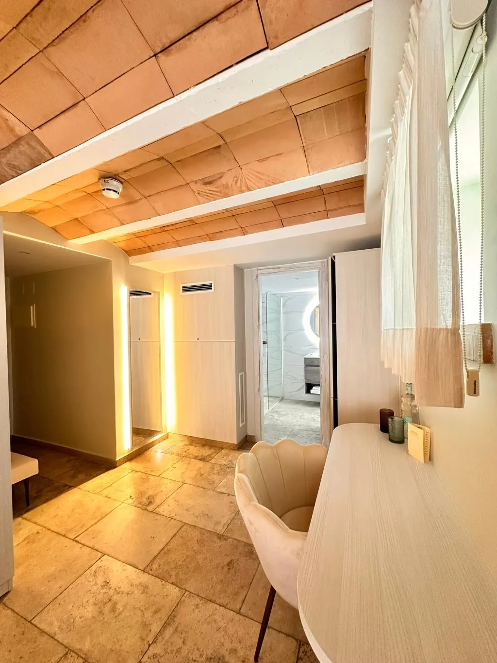 DOUBLE SUPERIOR Room, Boutique Hotel Comtal Empuries, Costa Brava
