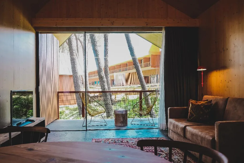 BUNGALOW STANDARD Room, Feel Viana, Porto