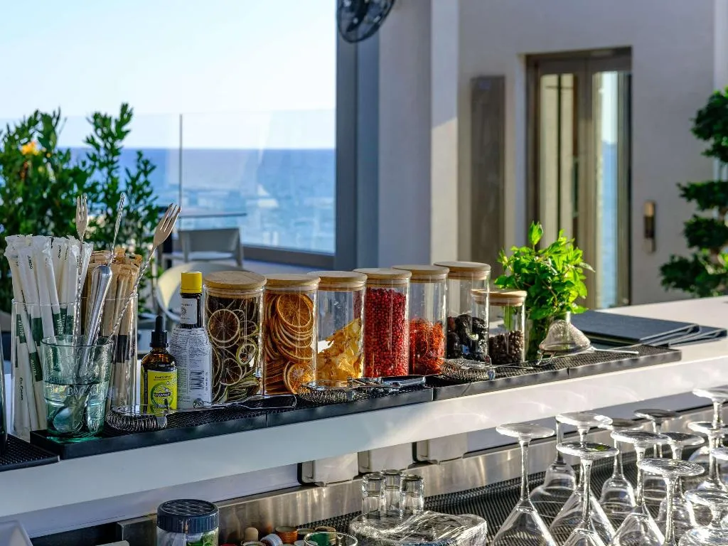 Bar, Mercure Larnaca Beach Resort, Cyprus
