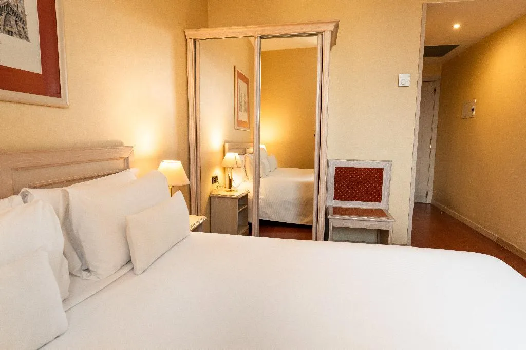 DOUBLE SINGLE USE STANDARD Room, Sunotel Aston, Barcelona
