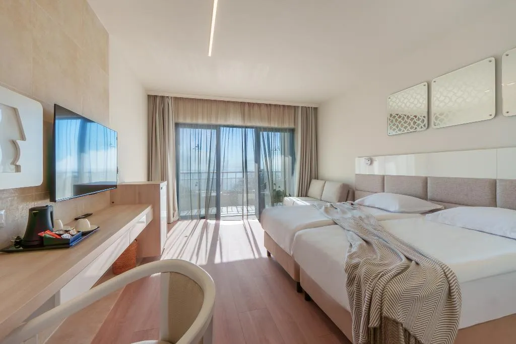 DOUBLE DELUXE Room, Grifid Hotel Arabella, Varna