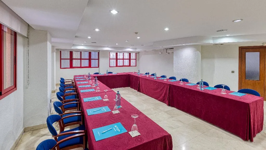 Conferences, Senator Huelva, Costa De La Luz