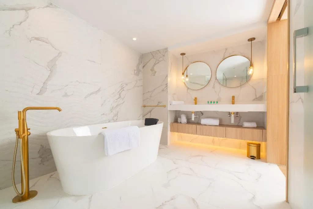 SUITE POOL VIEW Room, L'Azure Hotel, Costa Brava