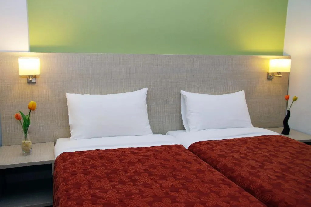 TRIPLE STANDARD Room, Golden Beach, Athens