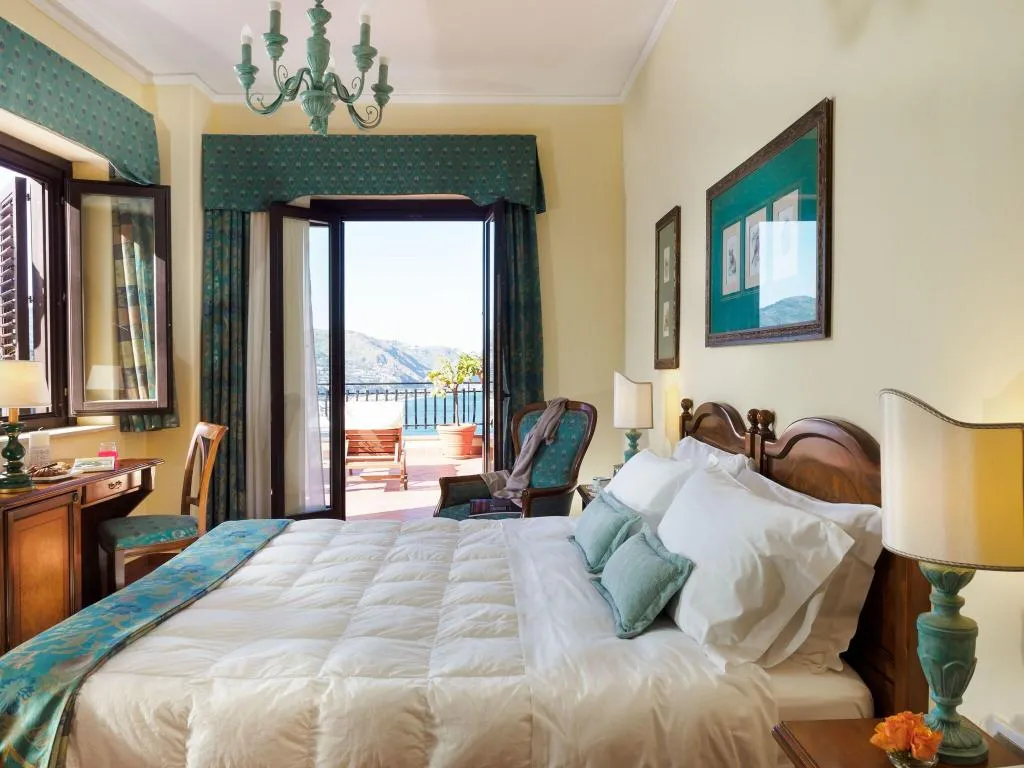 Terrace, Sirius, Taormina